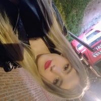 Perlita_fun's Offline Chat Room