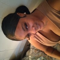 nickianicole's Offline Chat Room