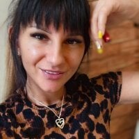 Snapshot of LeaLyenn live cam