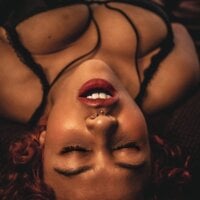 Valeriebrown's Offline Chat Room