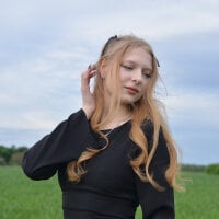 LikaSante's Avatar Pic