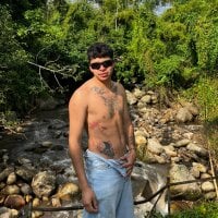 DerekMoon webcam model