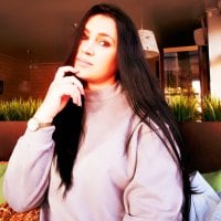 Alexandra__black's Offline Chat Room