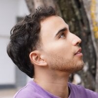 LuccaSantoro's Avatar Pic