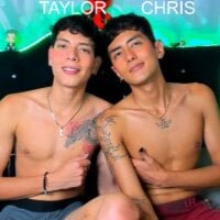 Taylor_and_chrisLive Webcam