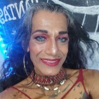 Lobaveterana_sex webcam model