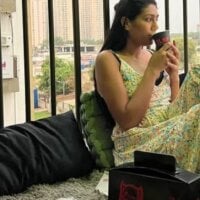 Queen-Sakhiii webcam