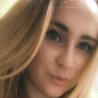 Netta_Lois' Offline Chat Room