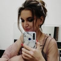 Alise_15's Offline Chat Room