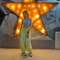 Dreamy_Pollyy webcam model