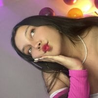 camila_lewis webcam model