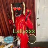 Lallyxxx@xh's Profile Pic