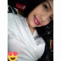 arynaughty webcam model