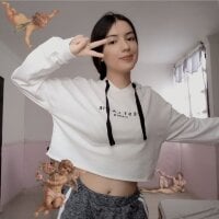 juliana_bunnyxxx's Offline Chat Room