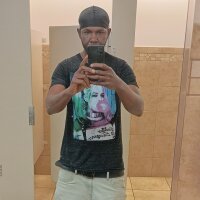 davedavineslive's Offline Chat Room