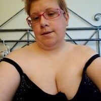 غرفة دردشة ShortnSweet24 دون اتصال