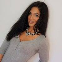 VanessaSweet19's Offline Chat Room