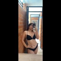 IsabelaHenao webcam model