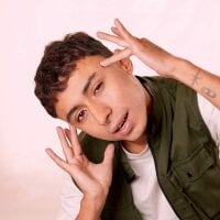 AZIEL_TAY webcam model