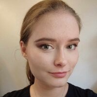 CelineRose's Offline Chat Room