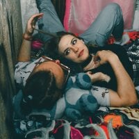 Veronika-May's Offline Chat Room