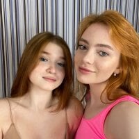 JeanneAndAmanda's Offline Chat Room