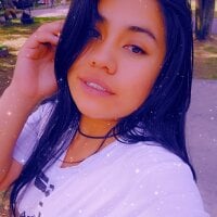 Andrea_pink11's Offline Chat Room