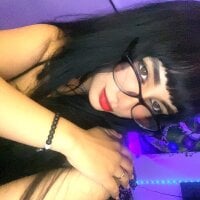 raven_scarlett webcam model