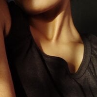 PoojaPleasure webcam model