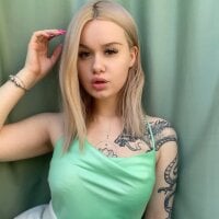 BeaFulton's Offline Chat Room