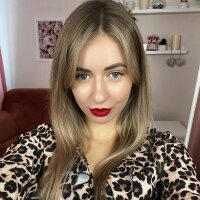 Offline chat soba modela Cardi_D