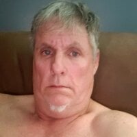 غرفة دردشة bigbouncingballs22 دون اتصال