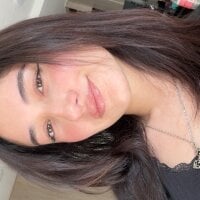 AlessandraLB webcam model