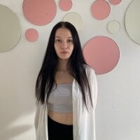 JeniferTaylot Adlı Modelin Çevrimdışı Sohbet Odası