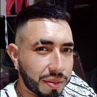 Alejandro_hot-577's Profile Pic