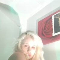 Модель MadelynDaisyMoanroe