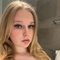 Zoey_gold offline chatrum