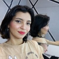 JuliethaMylove's Offline Chat Room