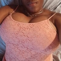 HOTGODDESS001 webcam model