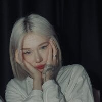 LorettaBinner অফলাইন চ্যাট রুম