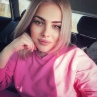 LarisseBelle