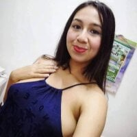 Salome__Moore Adlı Modelin Çevrimdışı Sohbet Odası