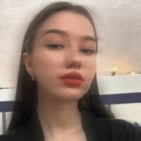 Gwendoline_'s Offline Chat Room