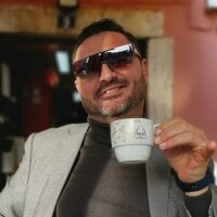 portugal_lover69's Offline Chat Room