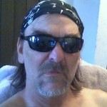 hardluvr47's Offline Chat Room