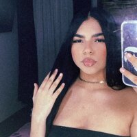 Macaela_ fully nude on webcam for live porn video chat