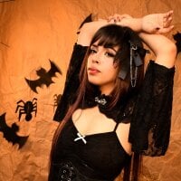 ZarahQueen webcam model