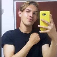 adbichupon's Offline Chat Room