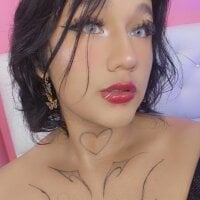 Isa_Queen_TS