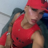 Rubi_Hilton's Avatar Photo